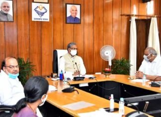 “अपणि सरकार” पोर्टल के माध्यम से उपलब्ध कराई जायेंगी सभी ई-डिस्ट्रक्ट की सेवाएं, सीएम त्रिवेन्द्र ने पोर्टल बनाने के दिए निर्देश Apni Sarkar