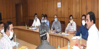 नर्सिंग स्टाफ का रुका हुआ वेतन 24 घण्टे के अंदर देने की कार्यवाही करें : आयुष मंत्री डॉ. हरक सिंह रावत Ayush Minister Dr. Harak Singh Rawat