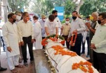 गढ़वाल हितैषिणी सभा के अध्यक्ष मोहबत सिंह राणा को अंतिम विदाई देने निगमबोध घाट पहुंचे उत्तराखंड समाज के प्रबुद्धजन Mohabat Singh Rana dies