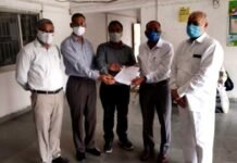 पूर्व नौसेना अधिकारी से मारपीट के विरोध में नौसैनिक वेटरन्स संगठन ने सौंपा ज्ञापन Naval Veterans Organization