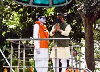 पं. दीनदयाल उपाध्याय की जयंती पर, मुख्यमंत्री ने उनकी प्रतिमा पर माल्यार्पण कर किया भावपूर्ण स्मरण Pt Deendayal Upadhyay birth anniversary