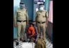 सतपुली पुलिस में 18 बोतल अवैध अंग्रेजी शराब के साथ युवक को दबोचा Youth arrested with illegal liquor in Satpuli