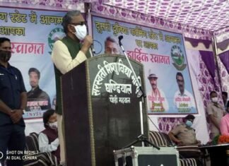 मुख्यमंत्री ने पौड़ी गढ़वाल के घंडियाल में पहाड़ी उत्पादों के प्लांटेशन एवं पायलेट प्रोजेक्ट का किया निरीक्षण cm-trivendra-at-ghandiyal-pauri