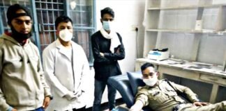 पौड़ी कोतवाली में कांस्टेबल विपुल खण्डूड़ी ने बीमार बालिका को रक्तदान कर निभाया मानवता का धर्म constabe-bipul-khanduri