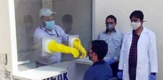 देहरादूनः बाहरी राज्यों से आने वाले लोगों के लिए 72 घंटे पूर्व की RT-PCR नेगेटिव रिपोर्ट अनिवार्य corona test at uttarakhand border
