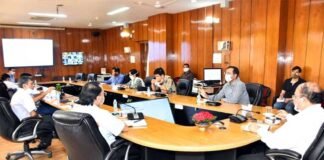 उत्तराखंड : कुछ प्राइवेट लेब में कोरोना टेस्ट कराने पर रिपोर्ट पॉजिटव, जबकि सरकारी अस्पताल में उन्हीं की रिपोर्ट आ रही है नेगेटिव, मुख्य सचिव ने दिए जांच के आदेश corona-test-report-positive