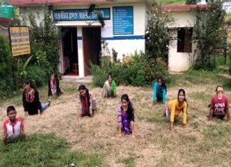 स्वयं सेवी छात्र-छात्राओं द्वारा फिट इंडिया मूवमेंट कार्यक्रम gic-ujiyari