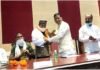 कल्जीखाल : जनसंवाद कार्यक्रम में क्षेत्रीय विधायक ने सुनी जनप्रतिनिधियों की समस्यायें, सामाजिक कार्यकार्ता जगमोहन डांगी को कोरोना वारियर्स के रूप में किया सम्मानित jagmohan-dangi