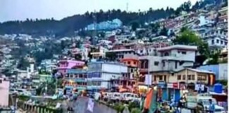 कोरोना संक्रमित मरीज मिलने पर पौड़ी का अपर बाजार, पाबौ बाजार तथा कल्जीखाल ब्लॉक का एक गाँव कंटेनमेंट जोन घोषित pauri-bazar