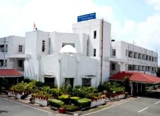 तीन घंटे छह मिनट ही चला उत्तराखंड विधानसभा का मानसून सत्र, विपक्ष के हंगामे के बीच 19 विधेयक पारित, सदन अनिश्चितकाल के लिए स्थगित uttarakhand-vidhansabha
