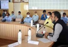 सीडीओ आशीष भटगांई ने जल जीवन मिशन के तहत परंपरागत नौली, स्रोतों पर वैज्ञानिक तकनीक के आधार पर कार्य करने के दिये निर्देश water-life-mission