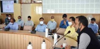 सीडीओ आशीष भटगांई ने जल जीवन मिशन के तहत परंपरागत नौली, स्रोतों पर वैज्ञानिक तकनीक के आधार पर कार्य करने के दिये निर्देश water-life-mission