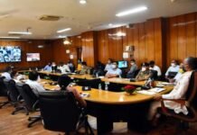 सीएम त्रिवेंद्र ने त्यूनी में बन रहे 100 बेड के अस्पताल के लिये 07 करोड़, देहरादून में पेयजल योजनाओं के लिये 4.65 करोड़ की धनराशि स्वीकृत की CM Trivendra has sanctioned Rs 07 crore for a 100-bed hospital being built in Tyuni