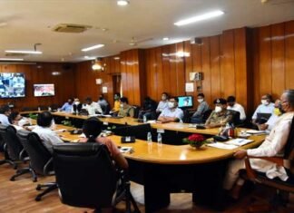 सीएम त्रिवेंद्र ने त्यूनी में बन रहे 100 बेड के अस्पताल के लिये 07 करोड़, देहरादून में पेयजल योजनाओं के लिये 4.65 करोड़ की धनराशि स्वीकृत की CM Trivendra has sanctioned Rs 07 crore for a 100-bed hospital being built in Tyuni