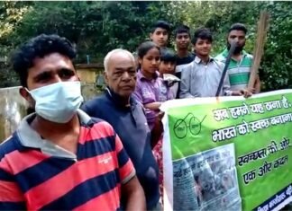 ‘भारत रत्न’ नानाजी देशमुख की जयंती पर कल्जीखाल ब्लॉक के डांगी गाँव में चलाया गया स्वच्छता अभियान Cleanliness campaign in Dangi village on the birth anniversary of Nanaji Deshmukh