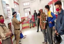 थाना सतपुली ने चलाया कोरोना से बचाव का जागरूकता अभियान Corona awareness campaign