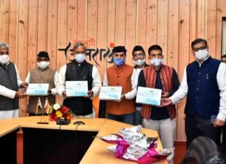 ‘‘देवभोग स्वीट्स’’ पहाड़ी अनाजों से तैयार मिठाईयों का मुख्यमंत्री ने किया उद्घाटन, आत्मनिर्भर भारत की दिशा में सराहनीय पहल Devbhog-Sweet