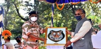 मुख्यमंत्री ने आईटीबीपी सीमाद्वार परिसर में गंगोत्री-2 पर्वतारोहण एवं 6 पीक आरोहण फ्लैग सैरेमनी में किया प्रतिभाग ITBP-Border-Gate-Campus