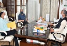 जौलीग्रान्ट व पंतनगर एयरपोर्ट का अन्तराष्ट्रीय मानकों के अनुसार किया जायेगा विस्तार, मुख्यमंत्री से केन्द्रीय नागरिक उड्डयन सचिव ने की भेंट Jollygrant and Pantnagar Airport