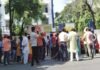 प्राइवेट स्कूल ने पूरी फीस जमा नहीं करने के कारण बच्चों को अर्ध वार्षिक परीक्षा मे बैठने से रोका Private school prevented children
