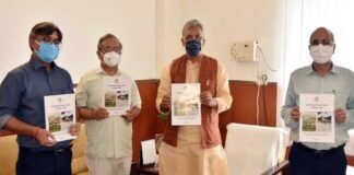 10 वर्षों में रुद्रप्रयाग जिले के 22 हजार से ज्यादा लोग कर चुके हैं पलायन, 35 गांव हो चुके हैं गैर आबाद, देखें पलायन आयोग की रिपोर्ट To reduce migration in rural areas of Rudraprayag report submitted to Chief Minister