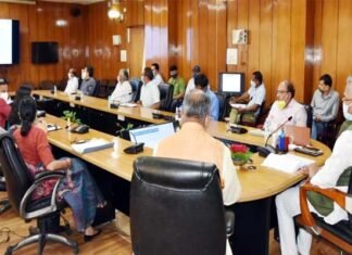 कोविड-19 पर प्रभावी नियंत्रण के लिए व्यापक स्तर पर जनजागरूकता अभियान चलाया जाय : मुख्यमंत्री awareness campaign for covid-19