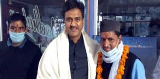 मयूर विहार भाजपा जिलाध्यक्ष डॉ. बछेती ने गाँव के अपने नवनिर्मित भवन को सामाजिक कार्यों के लिए समर्पित करने की इच्छा व्यक्त की, इस बार गाँव में मनाएंगे इगास dr-vinod-bachheti