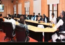 सीएम त्रिवेन्द्र ने पीएम मोदी के मन की बात कार्यक्रम को सुना, त्योहारों के समय कोरोना से बचकर रहने की अपील की PM Modi's Mann Ki Baat program