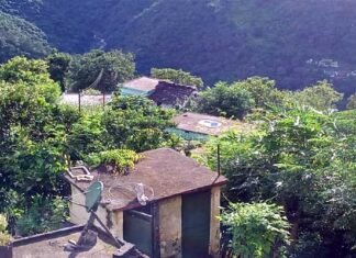 आजादी के बाद से अब तक सड़क के राह देख रहे पीथा गांव (कल्जीखाल ब्लॉक) के लोग, आने वाले चुनाव में सड़क नही तो वोट नही बोले पीथा गांव के ग्रामीण Road has not reached in Pitha villag, kaljikhal block since independence