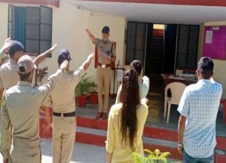 सतपुली पुलिस ने ली कोरोना संक्रमण के खिलाफ जागरूक रहने की शपथ सतपुली police-took-oath