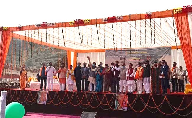 Dobra-Chanthi-suspension-bridge