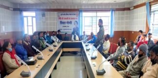 पूर्व प्रधानमंत्री इंदिरा गांधी की 104वीं जयंती पर पौड़ी में विचार गोष्ठी Indira Gandhi