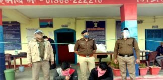 पौड़ी गढ़वाल: एटीएम कार्ड की ठगी कर महिला के पेंशन खाते से ढाई लाख रुपये निकालने वाले दो अभियुक्तों को पुलिस ने दिल्ली के नजफगढ़ से किया गिरफ्तार Police arrested two accused from Najafgarh in Delhi who extorted Rs 2.5 lakh from the account of a woman