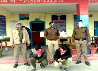 पौड़ी गढ़वाल: एटीएम कार्ड की ठगी कर महिला के पेंशन खाते से ढाई लाख रुपये निकालने वाले दो अभियुक्तों को पुलिस ने दिल्ली के नजफगढ़ से किया गिरफ्तार Police arrested two accused from Najafgarh in Delhi who extorted Rs 2.5 lakh from the account of a woman
