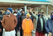 केदारनाथ धाम पहुंचे सीएम योगी आदित्यनाथ और सीएम त्रिवेंद्र रावत, पुर्ननिर्माण कार्यों का लिया जायजा cm-yogi-cm-trivendra