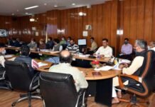 दिसम्बर अन्त तक प्रदेश के सभी स्कूलों एवं आंगनबाड़ी केन्द्रों में पेयजल की उपलब्धता का टारेगट पूर्ण किया जाय : सीएम त्रिवेन्द्र drinking water in all schools and Anganwadi centers