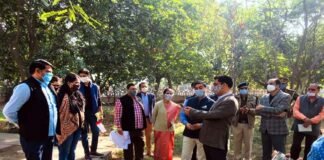 ग्रेटर नोएडा : सेक्टर गामा-1 में विकसित होगा फिटनेस ट्रेल, प्राधिकरण के CEO ने किया प्रस्तावित इंटीग्रेटेड वॉकिंग ट्रैक का दौरा fitness trail Integrated Walking Track