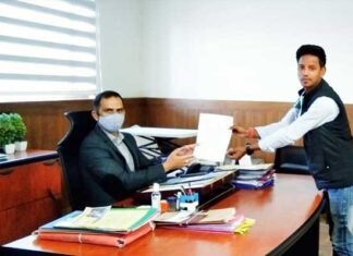 असवालस्यूं पट्टी के दर्जनों गांवों में नियमित जलापूर्ति न होने पर ग्रामीणों ने जताई नाराजगी, शीघ्र समाधान हेतु DM को दिया ज्ञापन lack of regular water supply in dozens