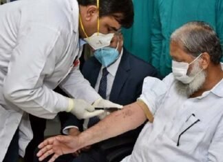 कोरोना वैक्सीन के ट्रायल का टीका लगवाने के बावजूद हरियाणा के स्वास्थ्य मंत्री अनिल विज हुए कोरोना संक्रमित haryana Health Minister Anil Vij Corona infected
