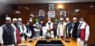 उत्तराखंड : भारतीय किसान यूनियन के प्रतिनिधि मण्डल ने मुख्यमंत्री से की भेंट, मुख्यमंत्री ने दिये किसानों की समस्याओं के समाधान के निर्देश Bhartiya Kisan Union delegation