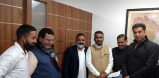 उत्तराखंड प्रदेश कांग्रेस किसान महामंत्री केदार रावत किसानों की डाक लेकर पहुँचे दिल्ली कांग्रेस मुख्यालय Congress Farmers General Secretary Kedar Rawat