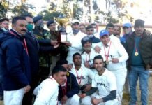 पौड़ी के रांसी मैदान में आयोजित क्रिकेट प्रतियोगिता के फाइनल में एसएसपी XI ने आरईएस XI को हराकर जीता ख़िताब SSP XI won the final of the cricket competition