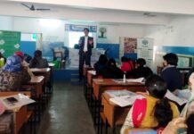 शिक्षकों को स्वच्छता के प्रति किया जागरूक, बच्चों को पढ़ाया जाएगा स्वच्छता का पाठ Teachers-aware-about-cleanl