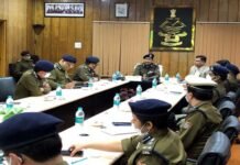 उत्तराखंड : पुलिस महानिदेशक अब पुलिस कर्मियों को 20 हजार की जगह दे पाएंगे एक लाख का इनाम, पुलिस को SMART बनाने की दिशा में प्रयास जारी Uttarakhand DGP will now be able to give a reward of one lakh to police personnel
