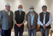 उत्तराखंड बीजेपी के दिग्गज नेता विनोद कपरुवाण हुए आम आदमी पार्टी में शामिल, बीएस नेगी सहित कइयों ने थामा आप का दामन Vinod Kapruvan joins aap