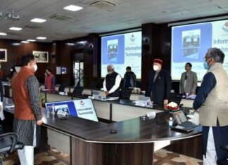 उत्तराखंड कैबिनेट के फैसले : 15 दिसम्बर से खुलेंगे कॉलेज, पहले चरण में इन्हें दी जाएगी कोरोना की वैक्सीन, जानिए कैबिनेट के अन्य फैसले cabinet meeting uttarakhand
