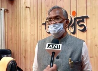 उत्तराखंड से बड़ी खबर: सीएम त्रिवेंद्र सिंह रावत ने अपने पद से दिया इस्तीफा, कौन बनेगा अगला मुख्यमंत्री? corona-infected-cm-trivendra