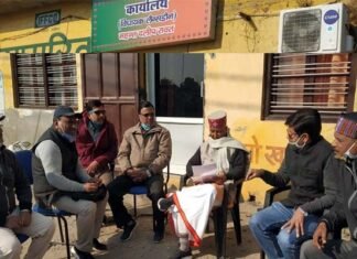 शिक्षकों की समस्याओं को लेकर विधायक दिलीप रावत से मिला शिक्षकों का प्रतिनिधिमंडल delegation of teachers