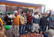 कृषि कानूनों के ख़िलाफ चल रहे किसान आन्दोलन को समर्थन देने श्रीनगर गढ़वाल से दिल्ली बॉर्डर पहुंचा प्रतिनिधि मंडल farmers movement against