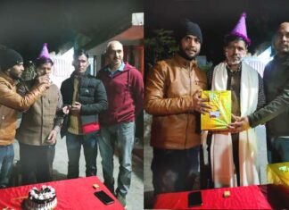 पत्रकार जगमोहन डांगी का जन्मदिन मनाने 27 किलोमीटर दूर घंडियाल पहुंचे गढ़वाल प्रेस क्लब पौड़ी के सदस्य jagmohan-dangi-birthday